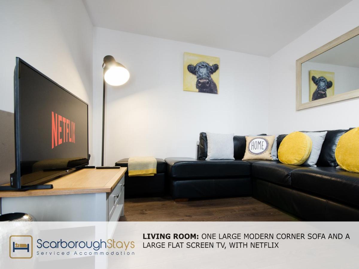 Hibernia Place, 3 Bedroom Townhouse With Patio & Seating Area - Free Parking 스카버러 외부 사진