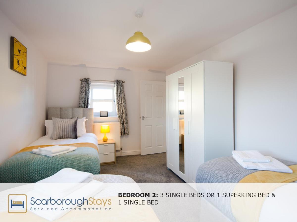Hibernia Place, 3 Bedroom Townhouse With Patio & Seating Area - Free Parking 스카버러 외부 사진
